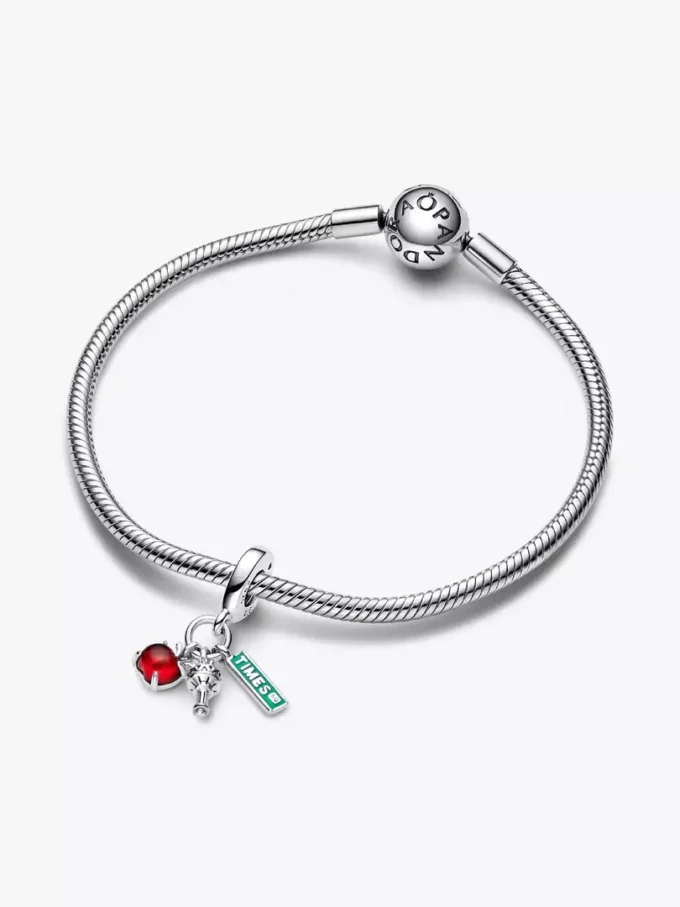 NYC-Apfel, Fackel und Straßenschild – dreifacher Dangle Charm aus Sterlingsilber NYC-Apfel, Fackel und Straßenschild – dreifacher Dangle Charm aus Sterlingsilber