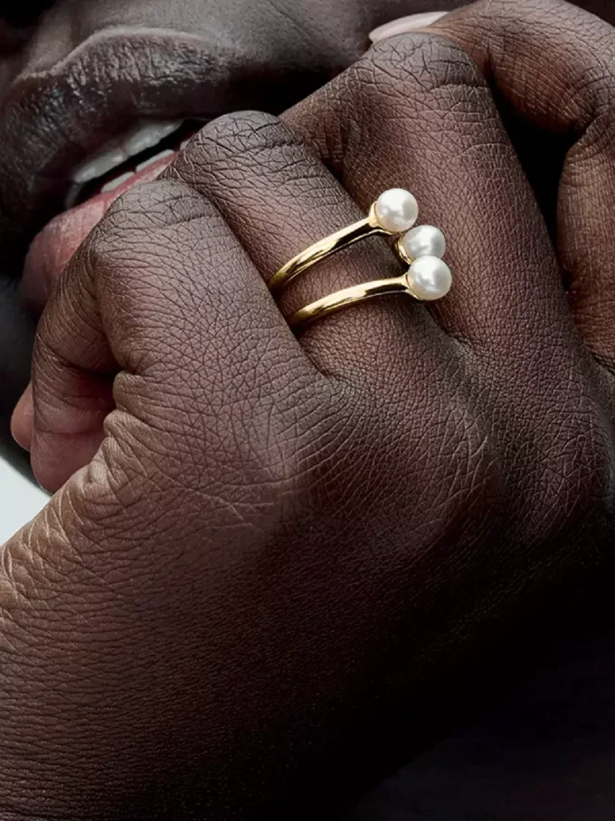 Offener Ring mit behandelter Süßwasserzuchtperle, 14-karätig vergoldet Offener Ring mit behandelter Süßwasserzuchtperle, 14-karätig vergoldet