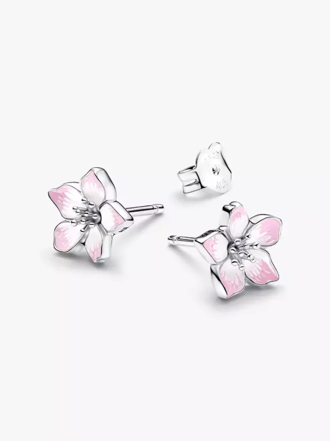 Ohrringe mit Kirschblütenmotiv aus Sterlingsilber Ohrringe mit Kirschblütenmotiv aus Sterlingsilber