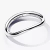 Organisch geformter Bandring aus Sterlingsilber Organisch geformter Bandring aus Sterlingsilber