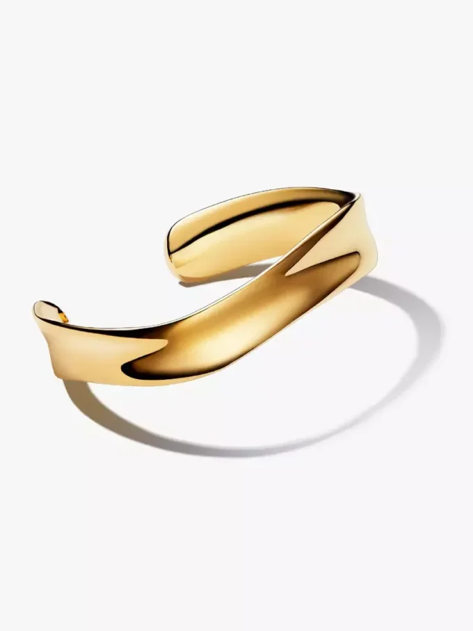 Organisch geformter, breiter, offener Bangle, 14 Karat vergoldet Organisch geformter, breiter, offener Bangle, 14 Karat vergoldet
