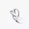Organisch geformter Herzring aus Sterlingsilber Organisch geformter Herzring aus Sterlingsilber
