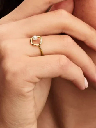 Organisch geformter Pavé-Ring mit behandelten Süßwasser-Zuchtperlen, 14-karätig vergoldet
