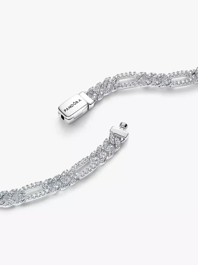 Ovales Armband mit kubanischer Kette aus Sterlingsilber Ovales Armband mit kubanischer Kette aus Sterlingsilber