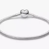 Pandora Armband mit Snake Chain und Herzverschluss aus Sterlingsilber mit synthetischen Diamanten, 0,51 Karat insgesamt, Sterlingsilber Pandora Armband mit Snake Chain und Herzverschluss aus Sterlingsilber mit synthetischen Diamanten, 0,51 Karat insgesamt, Sterlingsilber