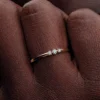 Pandora Era 14-karätiger Goldring mit drei im Labor gezüchteten Diamanten, 0,09 Karat insgesamt, 14-karätiges Gold Pandora Era 14-karätiger Goldring mit drei im Labor gezüchteten Diamanten, 0,09 Karat insgesamt, 14-karätiges Gold