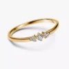 Pandora Era 14-karätiger Goldring mit drei im Labor gezüchteten Diamanten, 0,09 Karat insgesamt, 14-karätiges Gold Pandora Era 14-karätiger Goldring mit drei im Labor gezüchteten Diamanten, 0,09 Karat insgesamt, 14-karätiges Gold