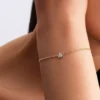 Pandora Era Armband mit Lab-Grown-Diamanten-Cluster und Paperclip-Kette, 0,10 ct TW, 14 Karat Gold Pandora Era Armband mit Lab-Grown-Diamanten-Cluster und Paperclip-Kette, 0,10 ct TW, 14 Karat Gold