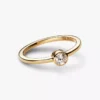 Pandora Era Bezel 14-karätiger Goldring mit im Labor gezüchtetem Diamanten, 0,25 Karat, 14-karätiges Gold Pandora Era Bezel 14-karätiger Goldring mit im Labor gezüchtetem Diamanten, 0,25 Karat, 14-karätiges Gold