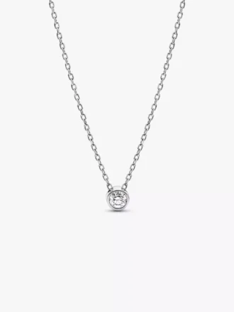 Pandora Era Bezel Halskette mit Anhänger aus Sterlingsilber und einem im Labor gezüchteten Diamanten, 0,15 Karat, Sterlingsilber Pandora Era Bezel Halskette mit Anhänger aus Sterlingsilber und einem im Labor gezüchteten Diamanten, 0,15 Karat, Sterlingsilber