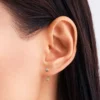 Pandora Era Bezel Lab-Grown Diamond Ohrringe mit Ear Jacket 0,10 ct TW, 14 Karat Gold Pandora Era Bezel Lab-Grown Diamond Ohrringe mit Ear Jacket 0,10 ct TW, 14 Karat Gold