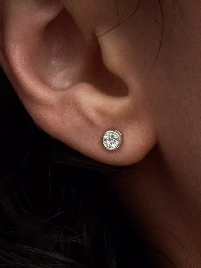 Pandora Era Bezel Ohrringe aus Sterlingsilber mit Lab-Grown Diamonds, 0,30 ct insgesamt, Sterlingsilber Pandora Era Bezel Ohrringe aus Sterlingsilber mit Lab-Grown Diamonds, 0,30 ct insgesamt, Sterlingsilber