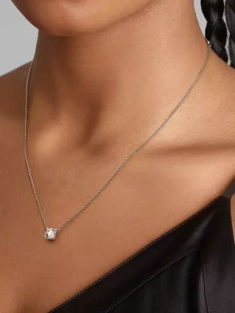 Pandora Era Halskette mit Anhänger aus 14 Karat Weißgold und im Labor gezüchtetem Diamanten, 1,00 Karat insgesamt, 14 Karat Weißgold Pandora Era Halskette mit Anhänger aus 14 Karat Weißgold und im Labor gezüchtetem Diamanten, 1,00 Karat insgesamt, 14 Karat Weißgold