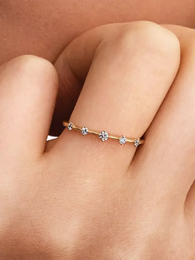 Pandora Era Lab-Grown Diamonds Station Ring 0,11 ct TW, 14 Karat Gold Pandora Era Lab-Grown Diamonds Station Ring 0,11 ct TW, 14 Karat Gold