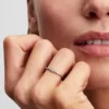 Pandora Era Ring mit drei im Labor gezüchteten Diamanten, 0,09 Karat insgesamt, 14 Karat Weißgold Pandora Era Ring mit drei im Labor gezüchteten Diamanten, 0,09 Karat insgesamt, 14 Karat Weißgold