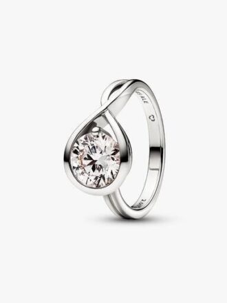 Pandora Infinite 14 Karat Weißgold-Ring mit synthetischem Diamanten – 2,00 Karat Gesamtgewicht, 14 Karat Weißgold Pandora Infinite 14 Karat Weißgold-Ring mit synthetischem Diamanten – 2,00 Karat Gesamtgewicht, 14 Karat Weißgold