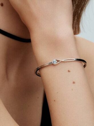 Pandora Infinite Bangle aus 14 Karat Weißgold mit im Labor gezüchtetem Diamanten – 0,50 Karat TW, 14 Karat Weißgold Pandora Infinite Bangle aus 14 Karat Weißgold mit im Labor gezüchtetem Diamanten – 0,50 Karat TW, 14 Karat Weißgold