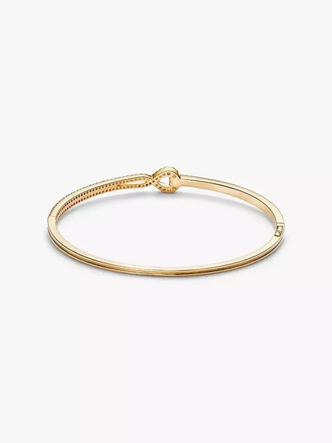 Pandora „Infinite“ Bangle mit zweireihigem Pavé aus im Labor gezüchteten Diamanten, 0,45 ct insgesamt, 14 Karat Gold Pandora „Infinite“ Bangle mit zweireihigem Pavé aus im Labor gezüchteten Diamanten, 0,45 ct insgesamt, 14 Karat Gold