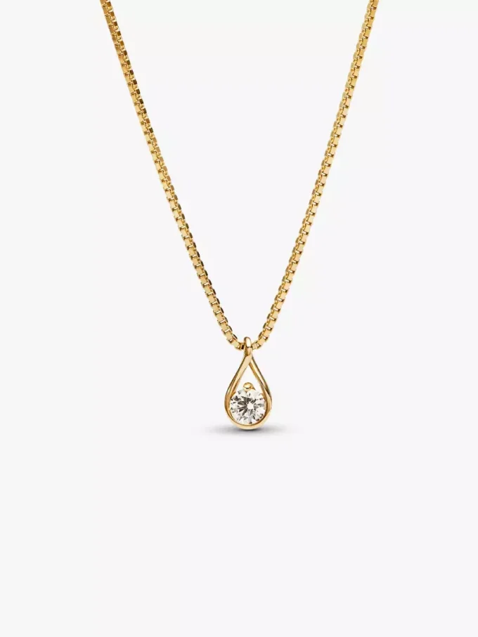Pandora „Infinite“ Halskette und Ohrringe mit Lab-Grown Diamonds, 0,75 Karat insgesamt, 14 Karat vergoldet, 2er-Set Pandora „Infinite“ Halskette und Ohrringe mit Lab-Grown Diamonds, 0,75 Karat insgesamt, 14 Karat vergoldet, 2er-Set