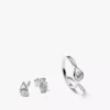 Pandora „Infinite“ Set aus Ring und Ohrringen mit Lab-Grown Diamonds, 1 Karat insgesamt, Sterlingsilber, 2er-Set Pandora „Infinite“ Set aus Ring und Ohrringen mit Lab-Grown Diamonds, 1 Karat insgesamt, Sterlingsilber, 2er-Set