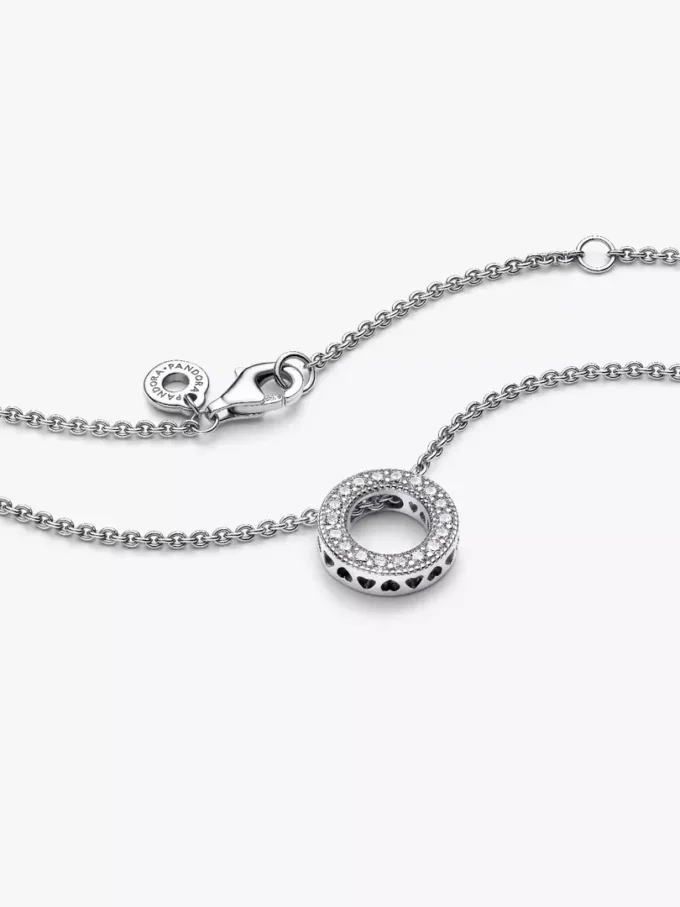 Pandora Logo Pavé Circle Collier Halskette aus Sterlingsilber Pandora Logo Pavé Circle Collier Halskette aus Sterlingsilber