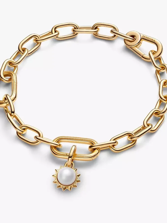 Pandora ME Dangle Charm „Sonne“ mit behandelter Süßwasserzuchtperle, 14-karätig vergoldet Pandora ME Dangle Charm „Sonne“ mit behandelter Süßwasserzuchtperle, 14-karätig vergoldet