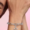 Pandora ME funkelnder Stern-Medaillon-Charm aus Sterlingsilber Pandora ME funkelnder Stern-Medaillon-Charm aus Sterlingsilber