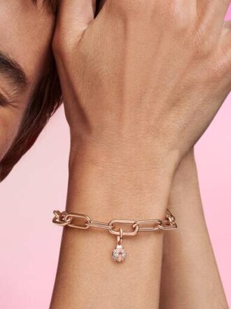 Pandora ME Lucky Ladybird Mini Dangle Charm – 14 Karat Roségold-Beschichtung