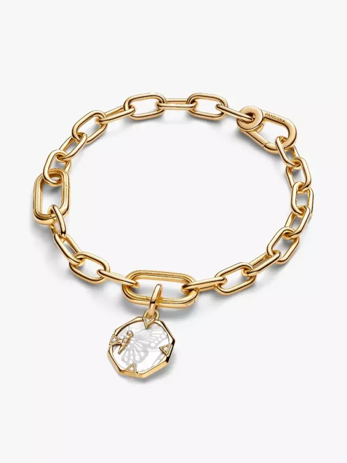 Pandora ME Medaillon-Charm mit perlmuttartigem Schmetterling, 14 Karat vergoldet Pandora ME Medaillon-Charm mit perlmuttartigem Schmetterling, 14 Karat vergoldet