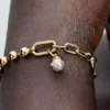 Pandora ME Snake Pearlescent Mini-Dangle Charm, 14-karätig vergoldet Pandora ME Snake Pearlescent Mini-Dangle Charm, 14-karätig vergoldet