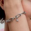 Pandora ME Sparkling Moon Mini Dangle Charm – Sterlingsilber Pandora ME Sparkling Moon Mini Dangle Charm – Sterlingsilber