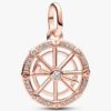 Pandora ME Wheel of Fortune Medaillon-Charm – 14 Karat Roségold-Beschichtung