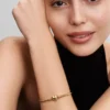 Pandora Moments Armband mit Herzverschluss und Snake Chain, 14 Karat vergoldet Pandora Moments Armband mit Herzverschluss und Snake Chain, 14 Karat vergoldet