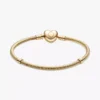 Pandora Moments Armband mit Herzverschluss und Snake Chain, 14 Karat vergoldet Pandora Moments Armband mit Herzverschluss und Snake Chain, 14 Karat vergoldet