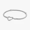 Pandora Moments Armband mit Herzverschluss und Snake Chain aus Sterlingsilber Pandora Moments Armband mit Herzverschluss und Snake Chain aus Sterlingsilber