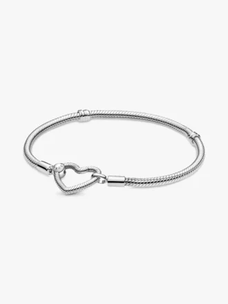 Pandora Moments Armband mit Herzverschluss und Snake Chain aus Sterlingsilber Pandora Moments Armband mit Herzverschluss und Snake Chain aus Sterlingsilber