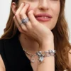 Armband aus Sterlingsilber mit fünf aufklappbaren Gliedern Armband aus Sterlingsilber mit fünf aufklappbaren Gliedern
