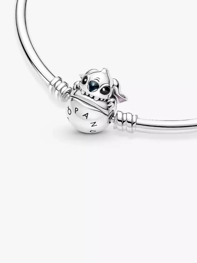 Pandora Moments Disney Stitch Bangle mit beißendem Verschluss aus Sterlingsilber