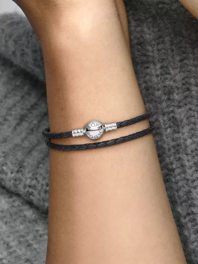 Pandora Moments doppeltes schwarzes Lederarmband aus Sterlingsilber Pandora Moments doppeltes schwarzes Lederarmband aus Sterlingsilber