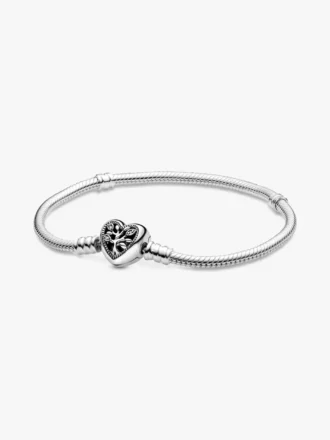 Pandora Moments Familienbaum-Herzverschluss-Snake Chain-Armband aus Sterlingsilber Pandora Moments Familienbaum-Herzverschluss-Snake Chain-Armband aus Sterlingsilber