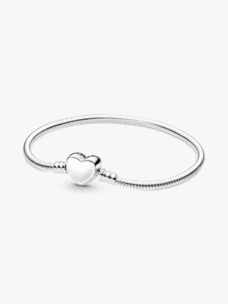Pandora Moments gravierbares Herzverschluss-Snake Chain-Armband aus Sterlingsilber Pandora Moments gravierbares Herzverschluss-Snake Chain-Armband aus Sterlingsilber