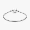 Pandora Moments gravierbares Herzverschluss-Snake Chain-Armband aus Sterlingsilber Pandora Moments gravierbares Herzverschluss-Snake Chain-Armband aus Sterlingsilber