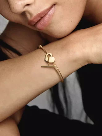 Pandora Moments Herz-T-Bar-Snake Chain-Armband, 14 Karat vergoldet Pandora Moments Herz-T-Bar-Snake Chain-Armband, 14 Karat vergoldet