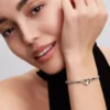 Pandora Moments Kettenarmband mit Nieten aus Sterlingsilber Pandora Moments Kettenarmband mit Nieten aus Sterlingsilber