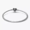 Pandora Moments Marvel Spider-Man-Masken-Verschluss-Bangle aus Sterlingsilber Pandora Moments Marvel Spider-Man-Masken-Verschluss-Bangle aus Sterlingsilber