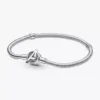Pandora Moments Marvel The Avengers Logo Verschluss Snake Chain Armband aus Sterlingsilber Pandora Moments Marvel The Avengers Logo Verschluss Snake Chain Armband aus Sterlingsilber