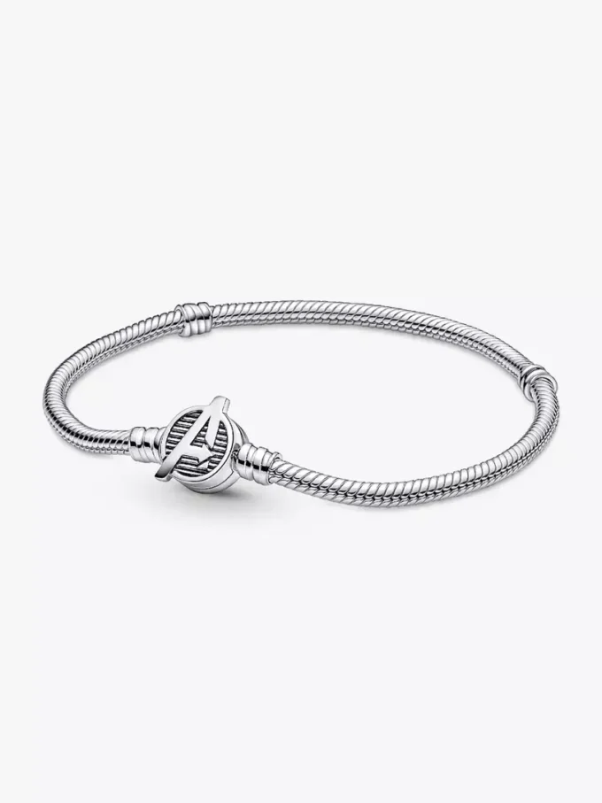 Pandora Moments Marvel The Avengers Logo Verschluss Snake Chain Armband aus Sterlingsilber Pandora Moments Marvel The Avengers Logo Verschluss Snake Chain Armband aus Sterlingsilber