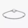 Pandora Moments Marvel The Avengers Logo Verschluss Snake Chain Armband aus Sterlingsilber Pandora Moments Marvel The Avengers Logo Verschluss Snake Chain Armband aus Sterlingsilber
