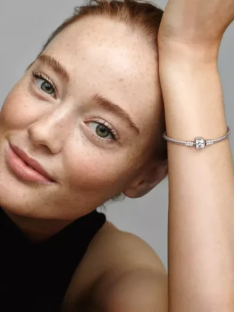 Pandora Moments Snake Chain Armband mit Fassverschluss aus Sterlingsilber Pandora Moments Snake Chain Armband mit Fassverschluss aus Sterlingsilber