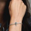 Pandora Moments Snake Chain Armband mit funkelndem Mondverschluss – Sterlingsilber Pandora Moments Snake Chain Armband mit funkelndem Mondverschluss – Sterlingsilber